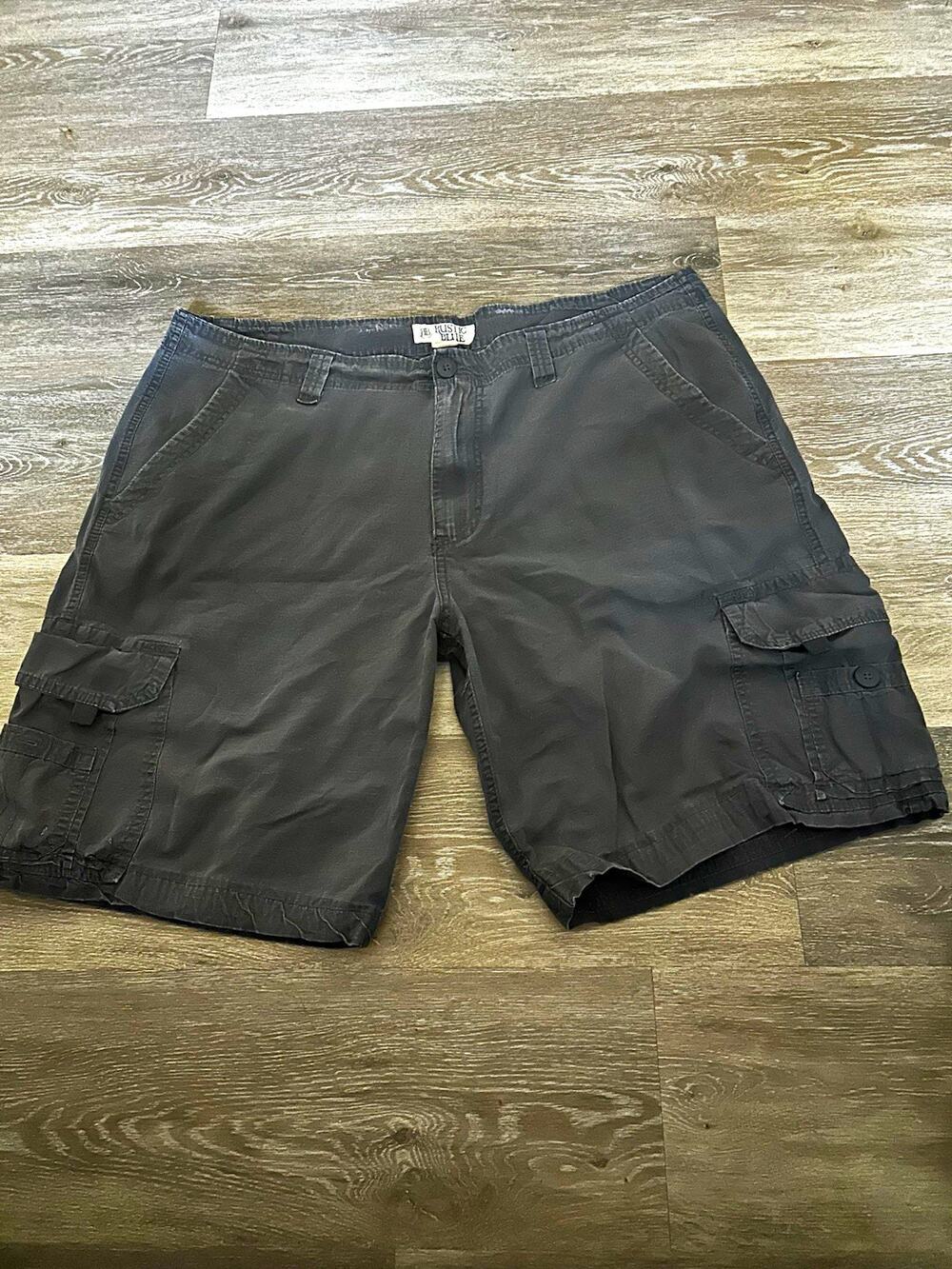 The Rustic Blue Men’s Grey Cargo Shorts w/ Pockets Button Closure Solid